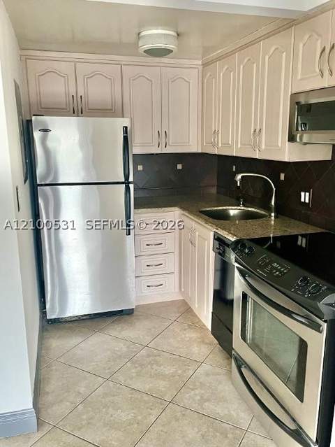 1650 NE 115th St 402, Miami FL - photo 11 of 30