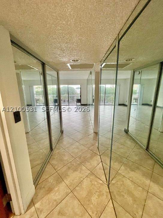 1 bedroom Condominium at 1650 NE 115th St 402, Cricket Clubhouse Condo, Miami — photo 3