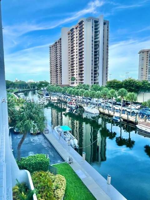 1650 NE 115th St 402, Miami FL - photo 6 of 30