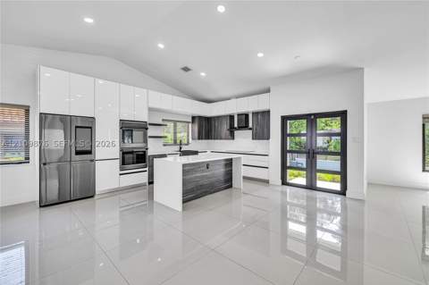 1205 Wallace St, Coral Gables FL - photo 10 of 54