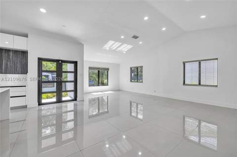 1205 Wallace St, Coral Gables FL - photo 14 of 54