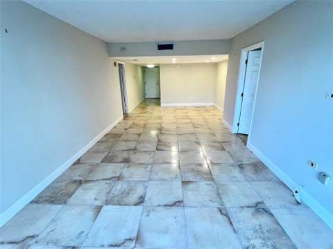 3625 N Country Club Drive 210, Aventura FL - photo 14 of 38