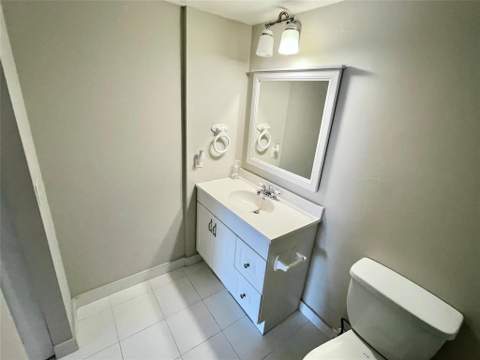 3625 N Country Club Drive 210, Aventura FL - photo 19 of 38
