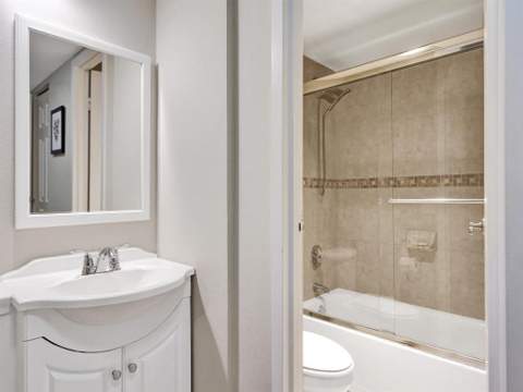 3625 N Country Club Drive 210, Aventura FL - photo 22 of 38