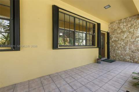 6445 SW 99th Ave, Miami FL - photo 8 of 46