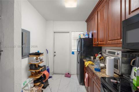 1241 14th St 5, Miami Beach FL - photo 18 of 31