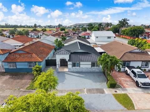 9182 NW 112th Ter, Hialeah Gardens FL - photo 8 of 46