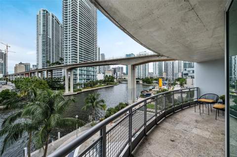 690 SW 1st Ct 501, Miami FL - photo 13 of 20