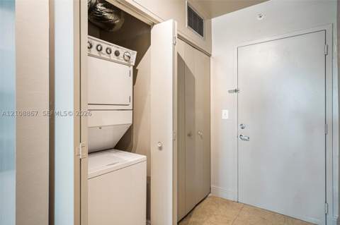690 SW 1st Ct 501, Miami FL - photo 8 of 20