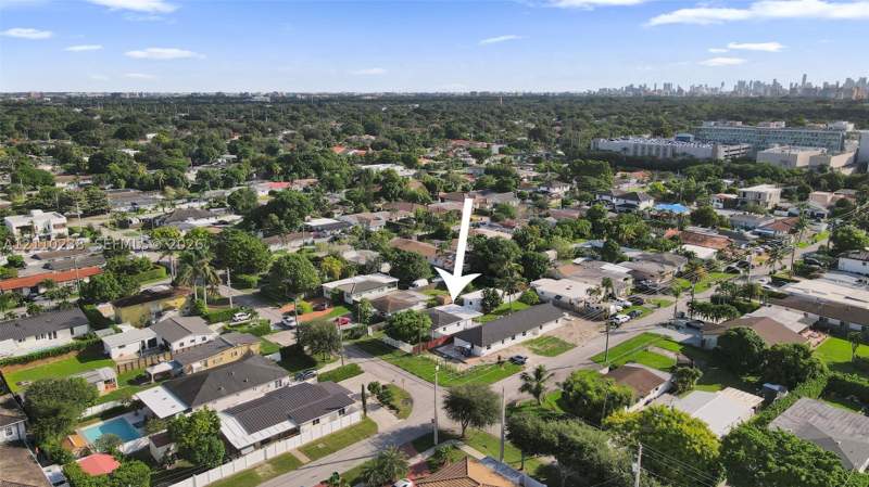 3 bedroom SingleFamilyResidence at 3135 SW 64th Ave, Coral Villas Rev, Miami — photo 2