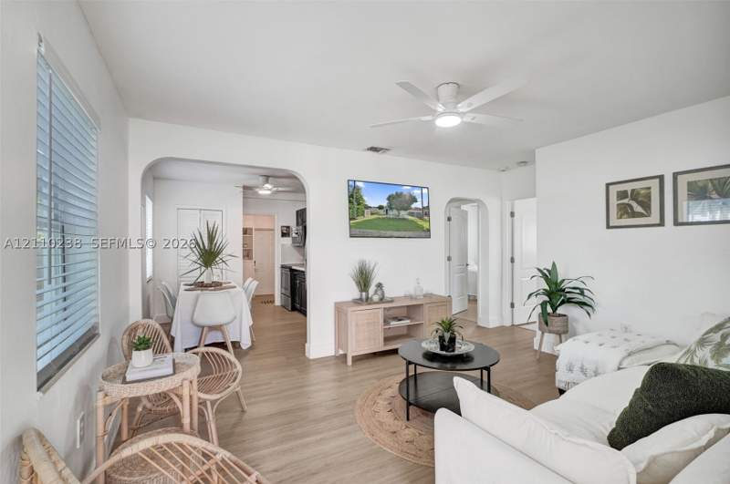 3 bedroom SingleFamilyResidence at 3135 SW 64th Ave, Coral Villas Rev, Miami — photo 3