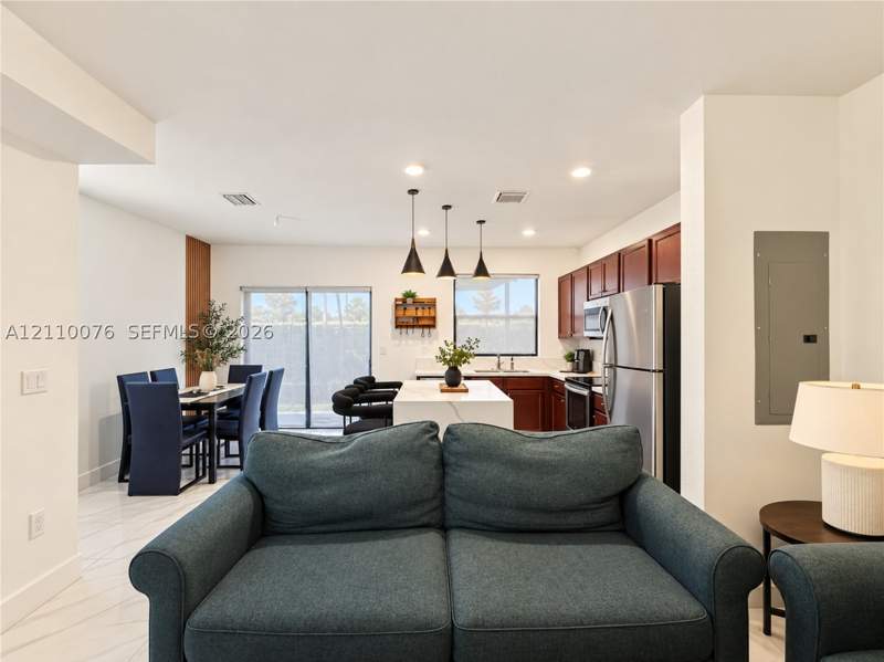 3 bedroom SingleFamilyResidence at 11399 SW 248th Ter, Coco Palm Villas, Homestead — photo 5