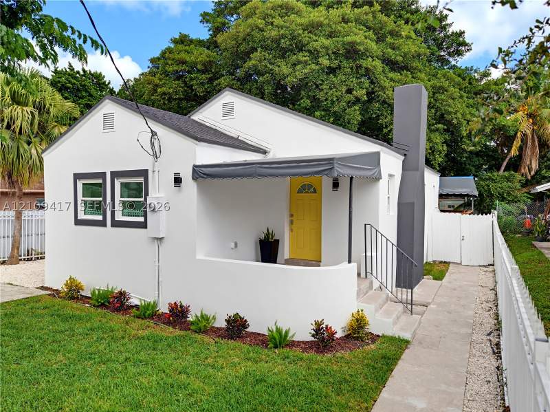 3 bedroom SingleFamilyResidence at 4133 NW 22nd Ct, Monnah Park, Miami — photo 2