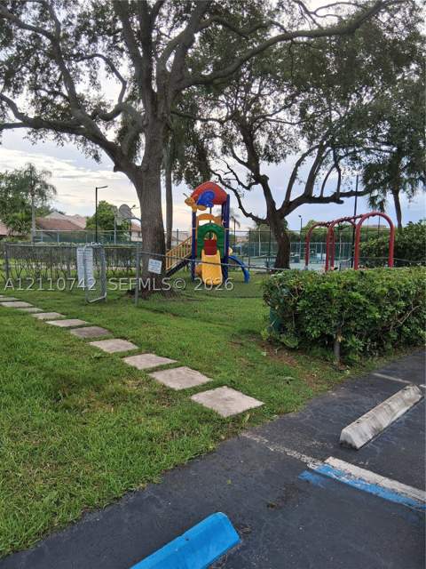 8746 SW 114th Pl, Miami FL - photo 7 of 21