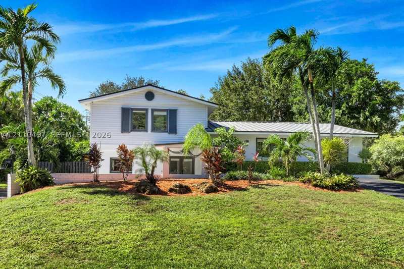 4 bedroom SingleFamilyResidence at 15922 SW 83rd Ct, Southwood, Palmetto Bay — photo 1