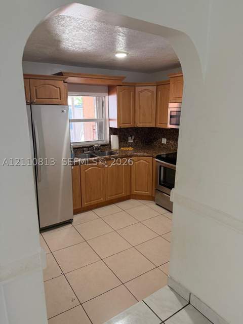 3515 NW 12th St, Miami FL - photo 6 of 14