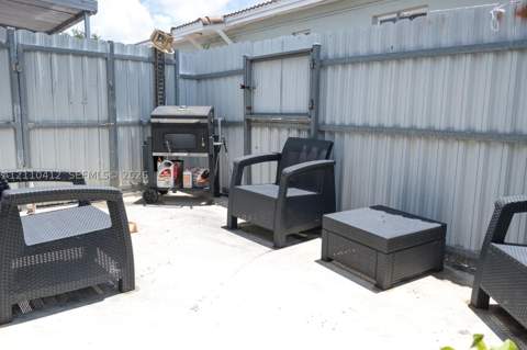 90 E 41st St, Hialeah FL - photo 14 of 19
