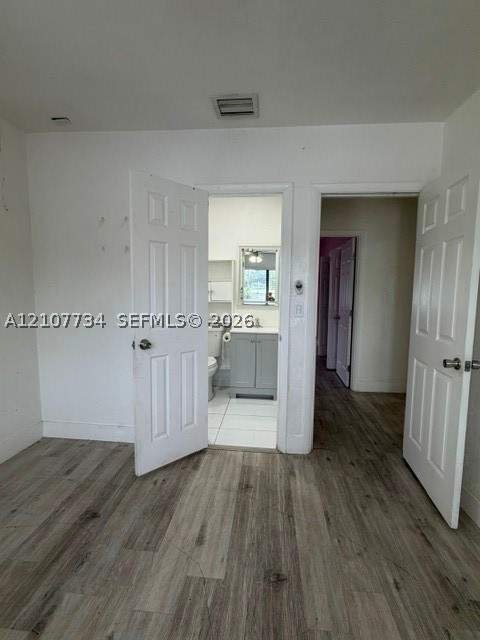 3080 NW 48th Ter, Miami FL - photo 10 of 39