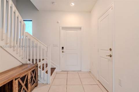 530 NE 207th St, Miami FL - photo 11 of 30