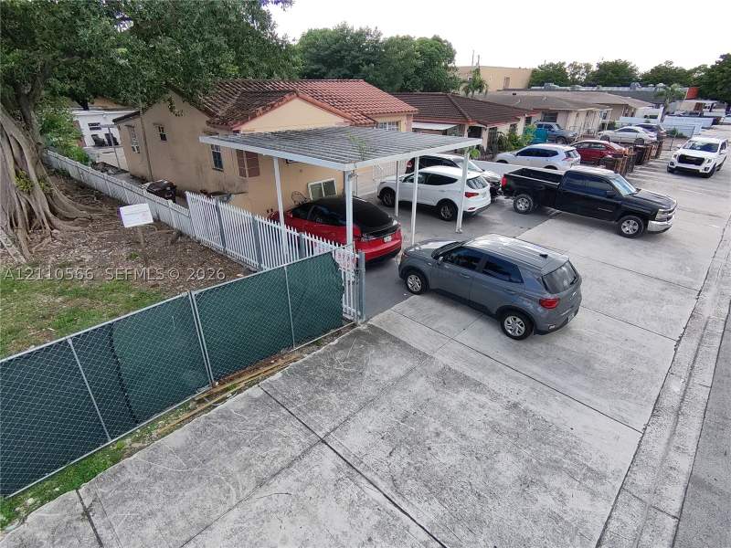3 bedroom SingleFamilyResidence at 50 E 14th St, Town Of Hialeah 1 Addn Am, Hialeah — photo 4