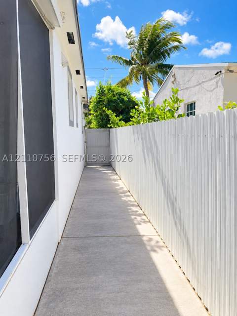 1351 NW 55th Ter, Miami FL - photo 12 of 15