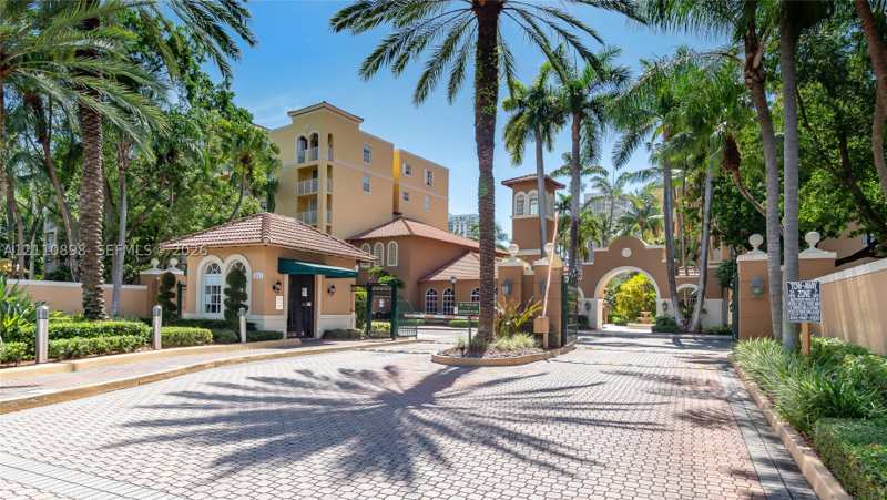 2 bedroom Condominium at 19655 E Country Club Dr 6207, The Yacht Club At Aventur, Aventura — photo 1