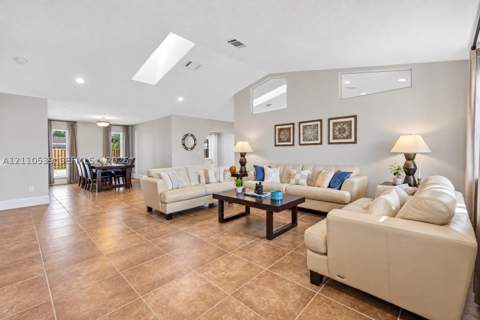 15263 SW 157th Ter, Miami FL - photo 24 of 39