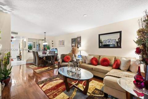 422 NE 210th Cir Ter 205-1, Miami FL - photo 14 of 29