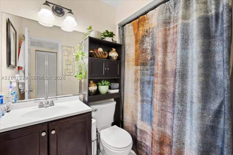 422 NE 210th Cir Ter 205-1, Miami FL - photo 20 of 29