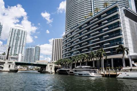 495 Brickell Ave 501, Miami FL - photo 23 of 34