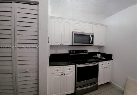 8200 SW 210th St 103, Cutler Bay FL - photo 13 of 26