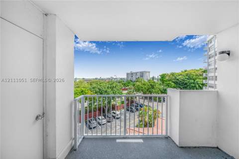 1300 NE Miami Gardens Dr 512E, Miami FL - photo 22 of 28