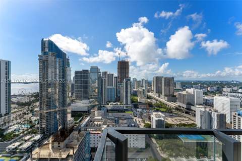 20 NE 11 4208, Miami FL - photo 13 of 24