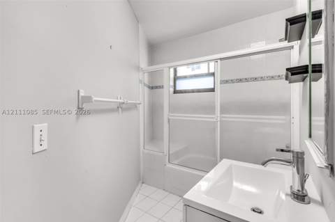 14420 SW 166th Ter, Miami FL - photo 17 of 38