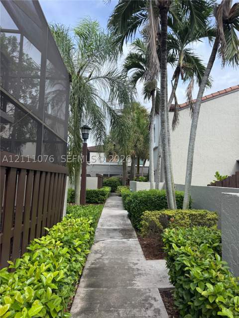 10510 SW 153rd Ct 8, Miami FL - photo 18 of 23