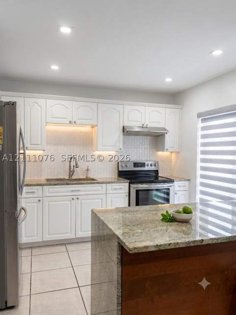 10510 SW 153rd Ct 8, Miami FL - photo 6 of 23