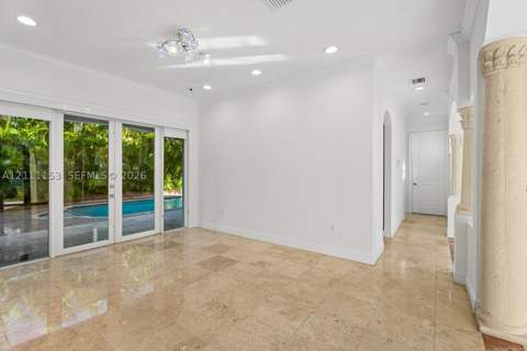16625 Old Cutler Rd, Palmetto Bay FL - photo 17 of 66
