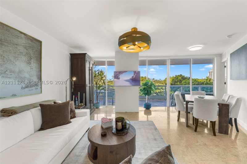 2 bedroom Condominium at 2127 Brickell Ave 706, Bristol Tower Condo, Miami — photo 1