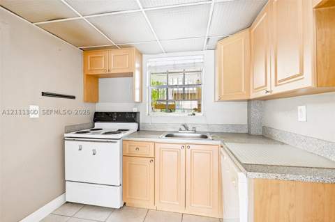 5400 SW 77th Ct 1J, Miami FL - photo 6 of 22