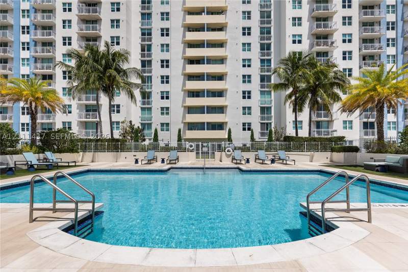 2 bedroom Condominium at 3000 Coral Way 1110, The Aston Condo, Miami — photo 3