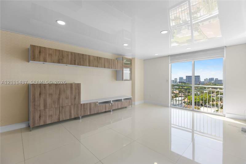 2 bedroom Condominium at 3000 Coral Way 1110, The Aston Condo, Miami — photo 4