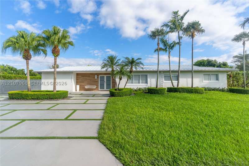 3 bedroom SingleFamilyResidence at 10841 SW 126th St, Pine Shore Sec 1, Miami — photo 1