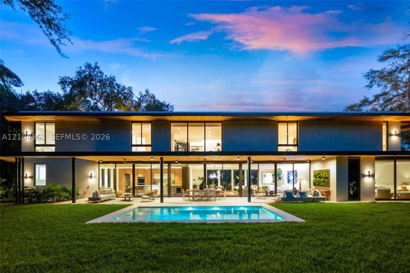 6 bedroom SingleFamilyResidence at 4253 Ingraham Hwy, Sunshine Villas, Miami — photo 3