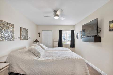 7120 W 17th Ct, Hialeah FL - photo 11 of 43