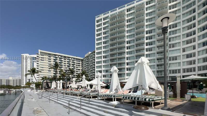 0 bedroom Condominium at 1100 West Ave 506, 1100 West Condo, Miami Beach — photo 2