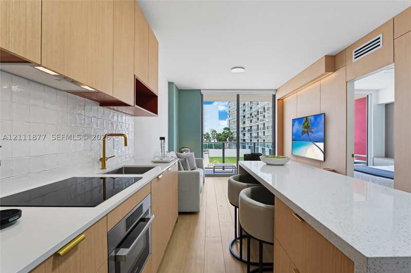 1 bedroom Condominium at 90 NE 32nd St 810, The Standard Residences, Miami — photo 1