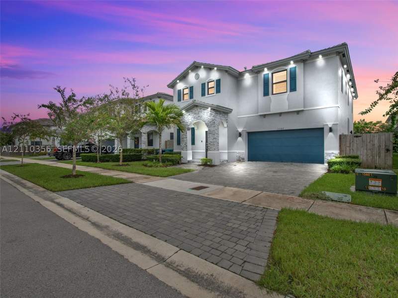 5 bedroom SingleFamilyResidence at 13362 SW 284 Terr, Pine Isle, Homestead — photo 4