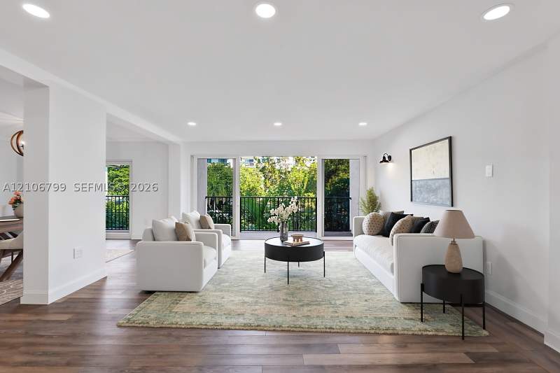 3 bedroom Condominium at 323 Navarre Ave 202, The Gallery Plaza Condo, Coral Gables — photo 4