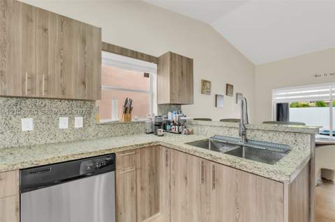 12155 SW 251st St, Homestead FL - photo 23 of 45