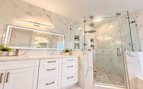 15813 SW 140th St, Miami FL - photo 14 of 33